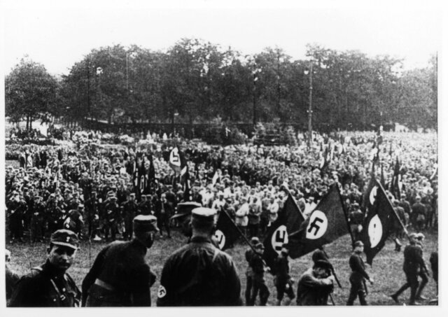 Los nazis organizan um convención del partido en Núremberg