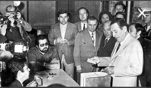 PERON GANA LAS ELECCIONES POR TERCERA VEZ