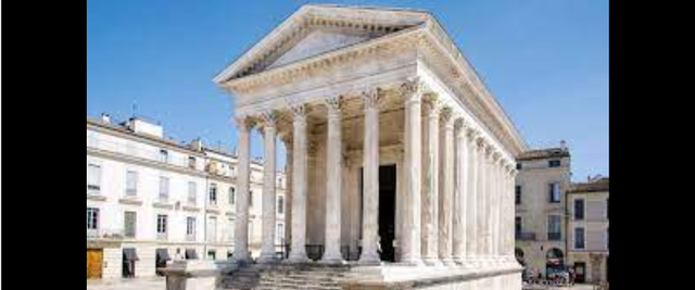 Maison Carrée, Nimes