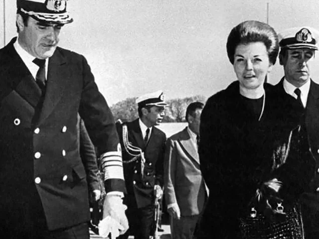 Dicto el Decreto 261/75