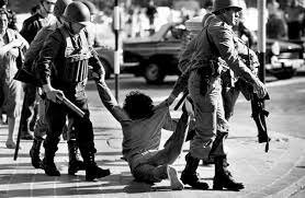 Firmó los 3 decretos que ordenaron a las Fuerzas Armadas "aniquilar el accionar de los elementos subversivos"