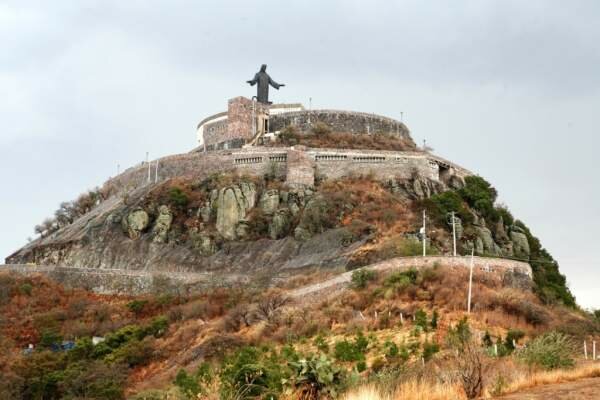 Iniciación de un nuevo templo en el Cerro del Cubilete