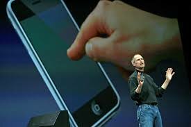 Nace el Primer iPhone - Nace Android