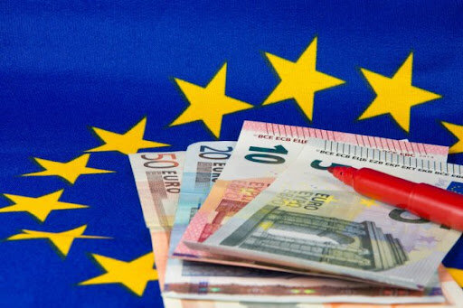 Strumenti di politica