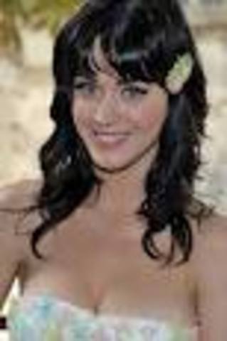 when katy perry got into music