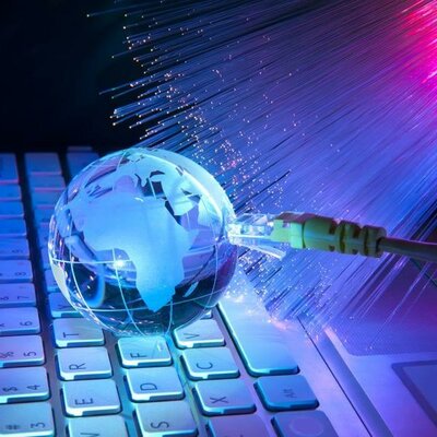 Timeline: Historias de la Internet