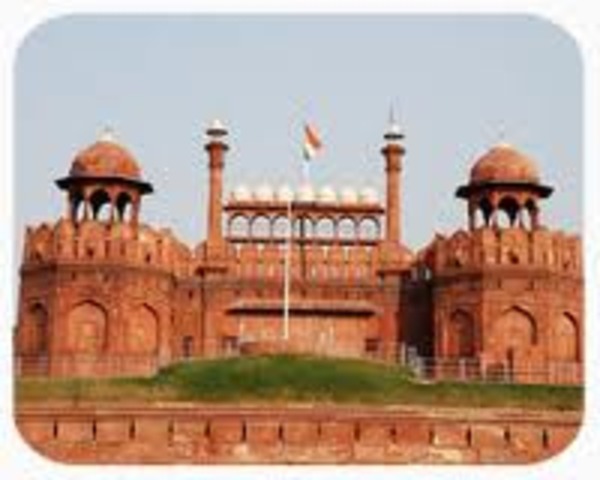 red  fort palace