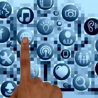 Timeline: EVOLUCION DE LOS MODELOS DE NEGOCIOS