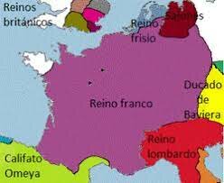 Derrota ante los francos en Poitiers