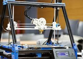 2009. Comercialización de las impresoras 3D.