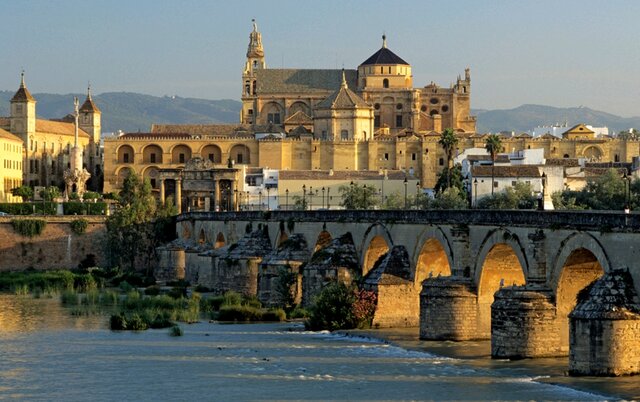 ABDERRAMÁN I PROCLAMA EL EMIRATO INDEPENDIENTE DE CÓRDOBA