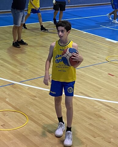 .בגיל11 התקבלתי לבר-אלן