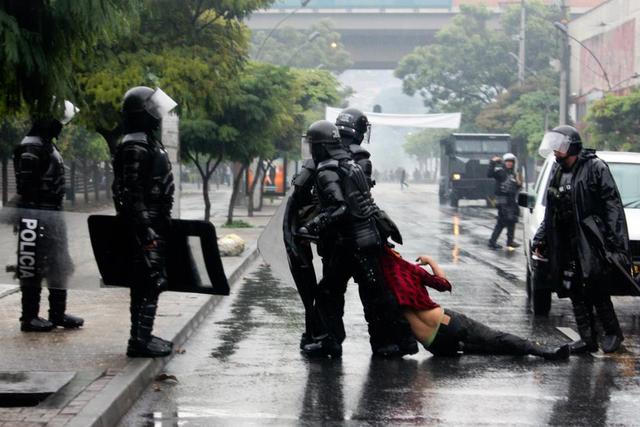 Disturbios tras marcha.