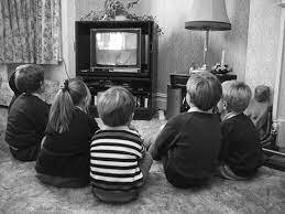 Año 1925: emisión de la primera señal de televisión.