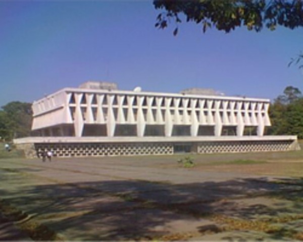 Creación del Colegio  Universitario de Santo Tomas