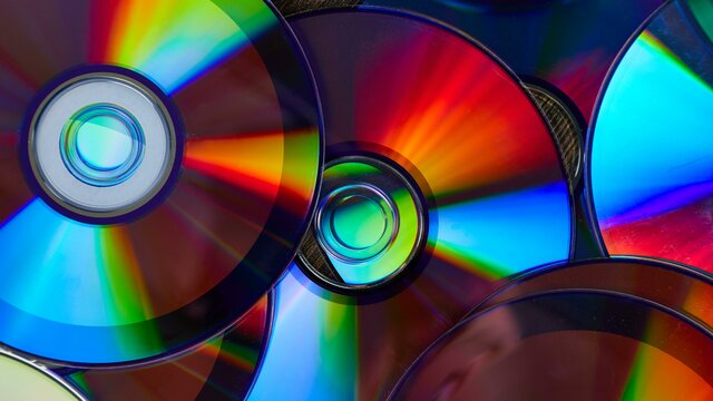1981. CD