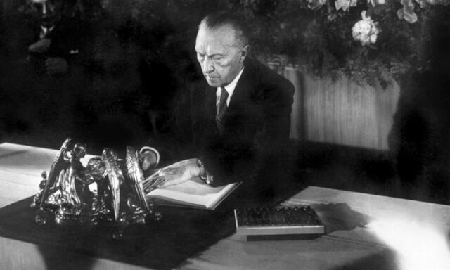 Se crea política económica.