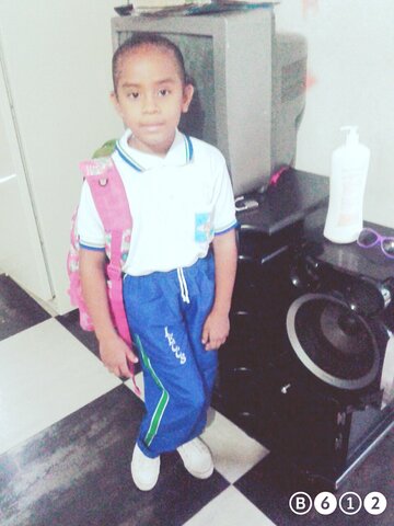 mis pables me cambian de escuela