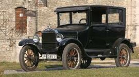 Timeline: A Ford T-modell autó piacra kerülése