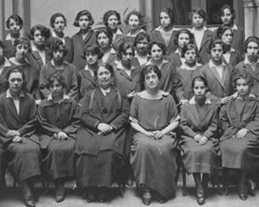 Creación de la Escuela Normal de Preceptoras