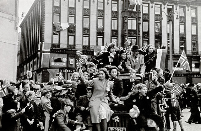 Tyskland kapitulerer og Norge blir et fritt land igjen
