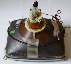 Primer tubo electrónico