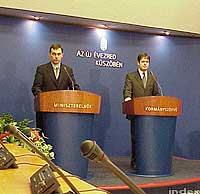 Torgyán lemondott földművelésügyi és vidékfejlesztési miniszteri pozíciójáról