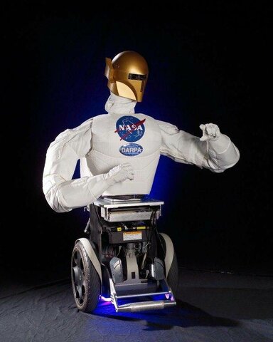 Robot humanoide
