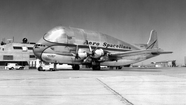 El avión embarazado