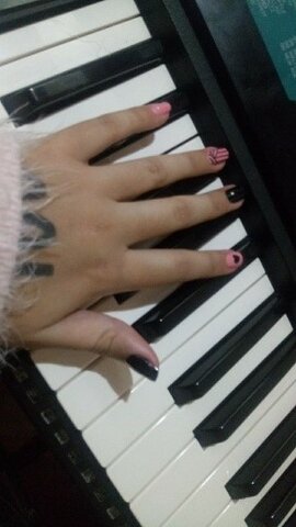 LA PRIMERA CANCIÓN QUE APRENDI EN PIANO