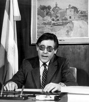 Asunción del ministro de economía.