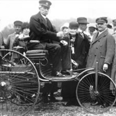 Timeline: la evolución de los autos