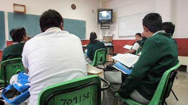 Inició la fase experimental de este proyecto (Alfabetización por Televisión)