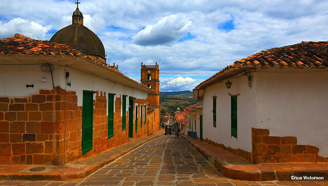 Santafé es elevada a arquidiócesis