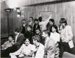 A megalakulás időszaka — Fiatal Demokraták Szövetsége