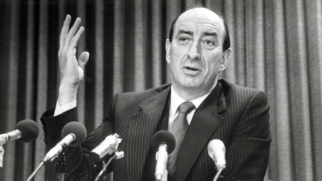 Marc Lalonde, ministro de Salud Pública de Canadá, da a conocer un estudio y se comienza a hablar sobre los determinantes de la salud.