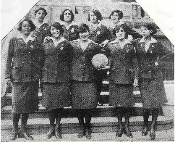 1er cuerpo de policía integrado por mujeres