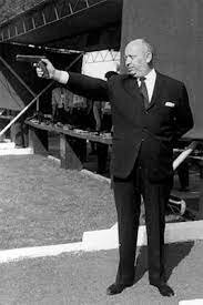 el inicio de Clark Flores en el baloncesto