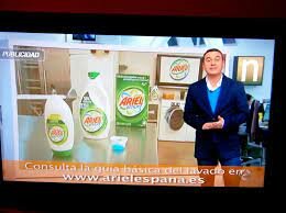 Se transmite la primera publicidad televisiva.