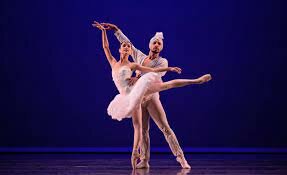 Ballet Moderno