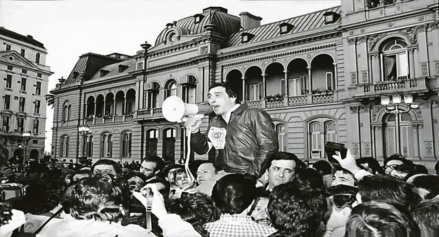 Primera huelga general contra de Raúl Alfonsín