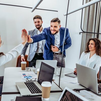 Timeline: HISTORIA DE LA ADMINISTRACIÓN                                                                                             HECHO POR CÁRDENAS  ISAAC  Y CARMONA CÉSAR