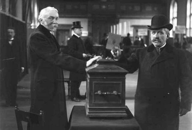 Allmenn stemmerett for menn