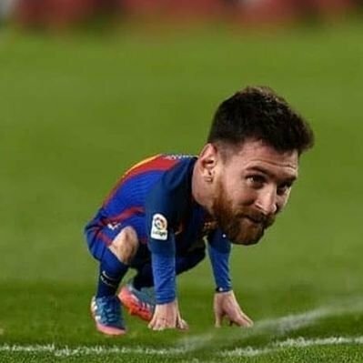 The first gol of messi in FC Barcelona