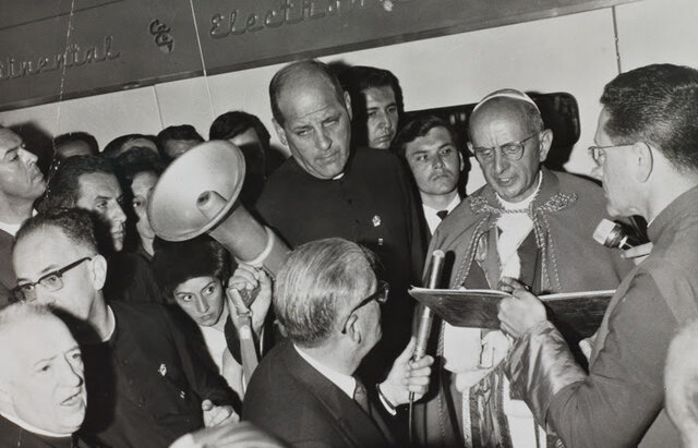 primera visita de un papa a colombia, con el papa pablo VI