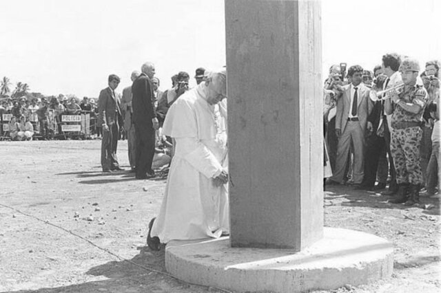 visita del papa juan pablo II a la población de armero destruida por la abalncha