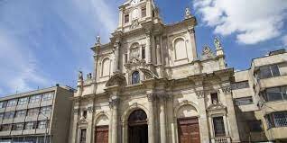 El arzobispo Bernardo Herrera Restrepo propuso crear la basílica al voto nacional al Sagrado Corazón de Jesús