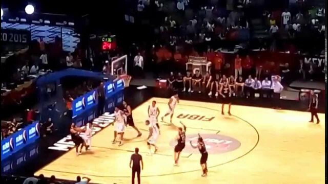 México se presentó en el Palacio de los Deportes