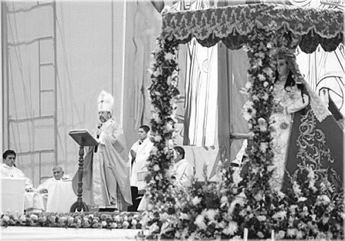 la diócesis se traslada a santafé y es elevada a la categoria de arquidiócesis