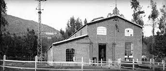 Construccion de la primera central hidroelectrica